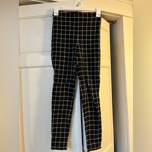 LA Hearts. Size XS. Black and white plaid skinny pants.